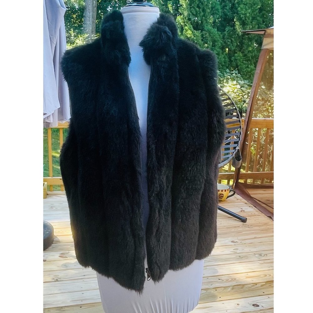 EUC- COACO New York REVERSIBLE BLACK FAUX MINK FUR VEST Sz M